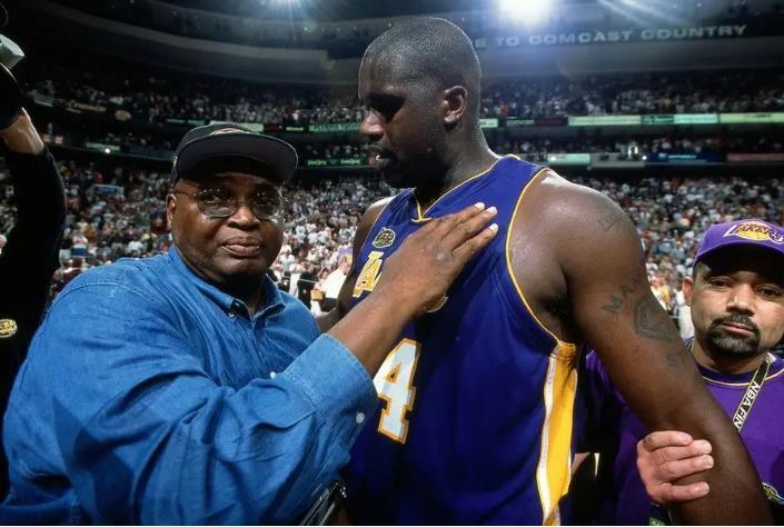 中国电竞上半年收入127亿直播占大头，电竞成促消费新引擎